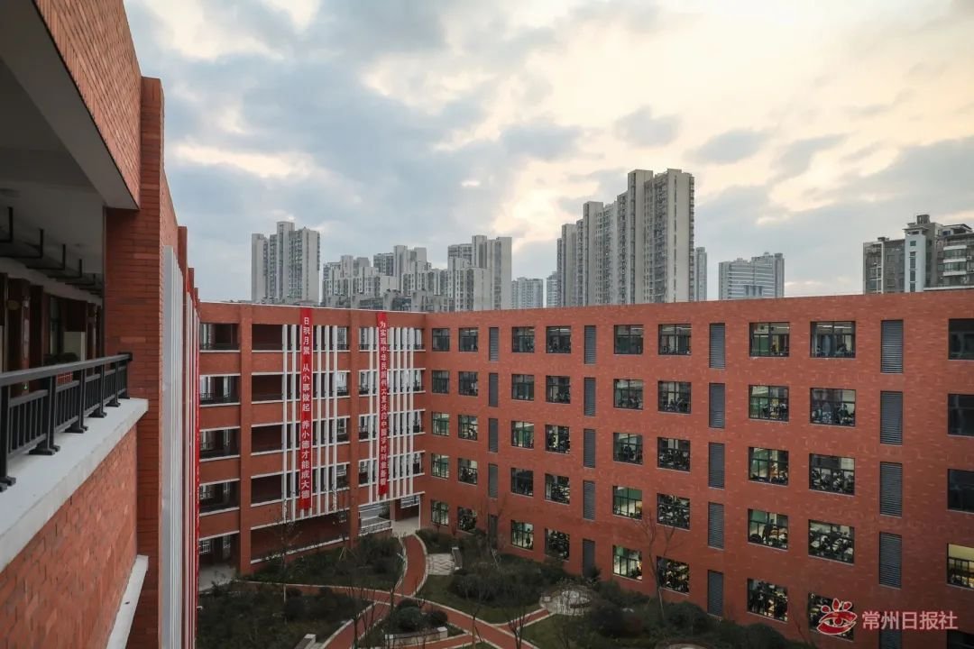 北郊中学原址翻新,正式投用!