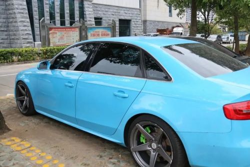 公司老板因不满法院判决，拿2万多硬币到法院清偿又被罚款5万 ，支持吗？休闲区蓝鸢梦想 - Www.slyday.coM