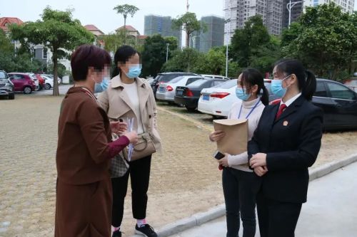 公司老板因不满法院判决，拿2万多硬币到法院清偿又被罚款5万 ，支持吗？休闲区蓝鸢梦想 - Www.slyday.coM
