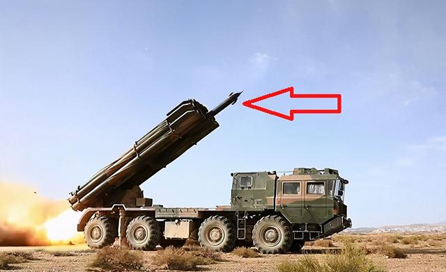 国产箱式远程火箭炮亮相练兵场 威力已超近程战术弹道导弹|火箭炮