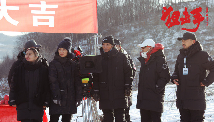 张艺谋张末父女首次联合导演狙击手开机聚焦抗美援朝狙击手