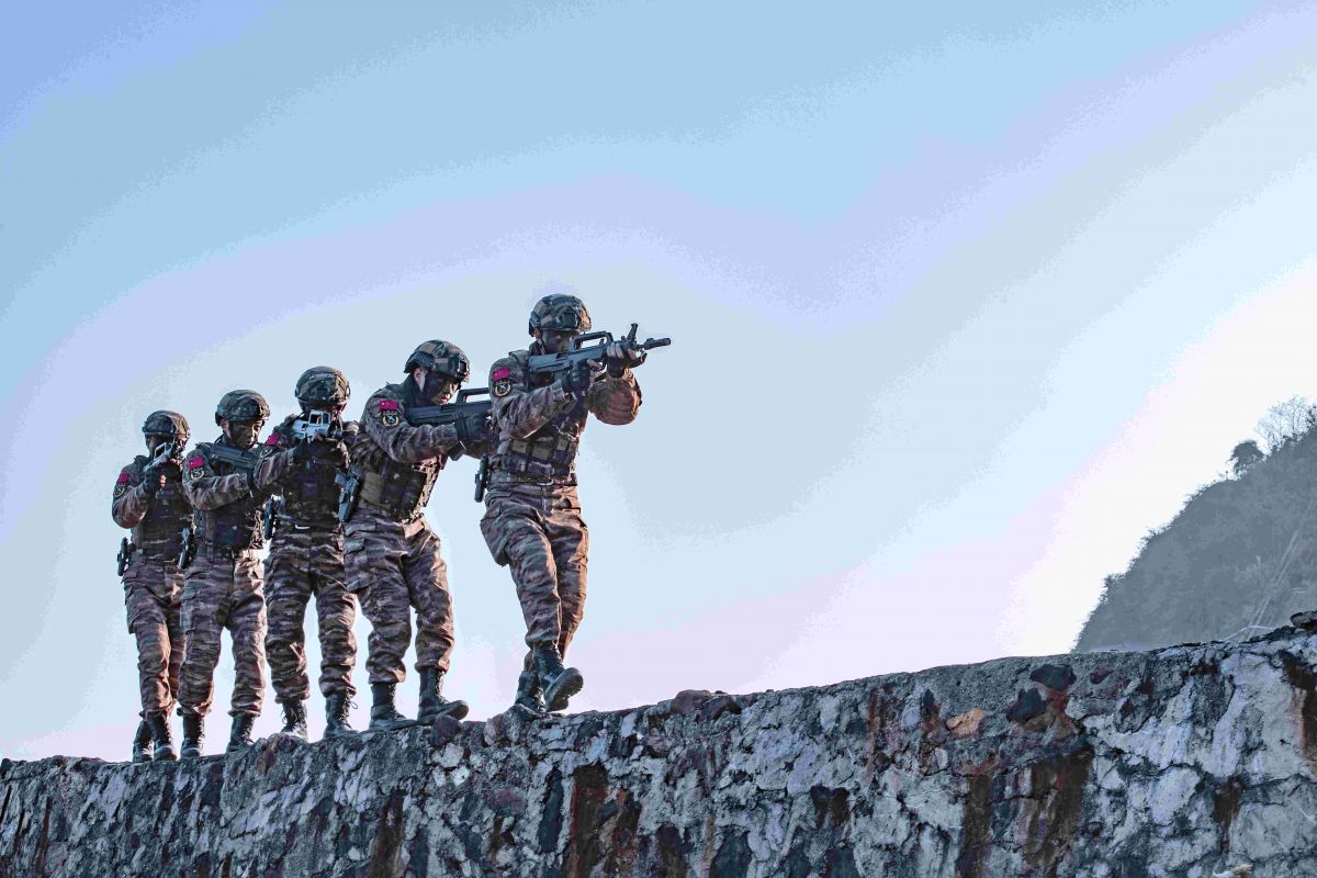 广西贺州:开训即开战!直击武警特战队员实战练兵