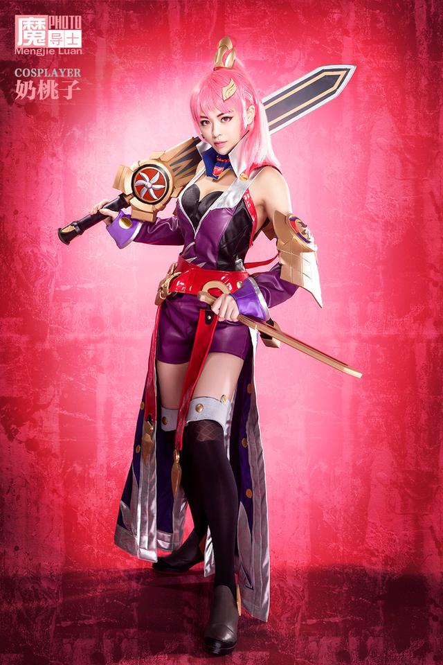 美女解说奶桃子出品王者荣耀花木兰cosplay|花木兰|coser|电竞_新浪