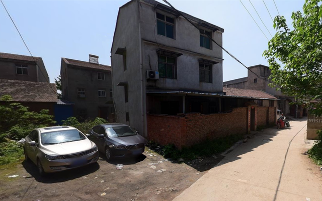 不瞒你说武汉一城中村房屋老旧人员混杂村民苦等拆迁却不得