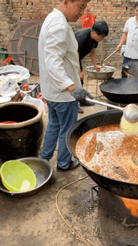 农村吃大席的快乐,城里人永远体会不到!