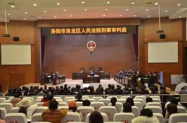 经审理查明,自2000年以来,被告人莫子强,莫志刚等人依托在洛阳市开设