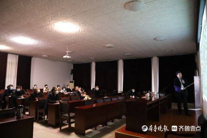 区委党校党委书记,常务副校长孙传国主