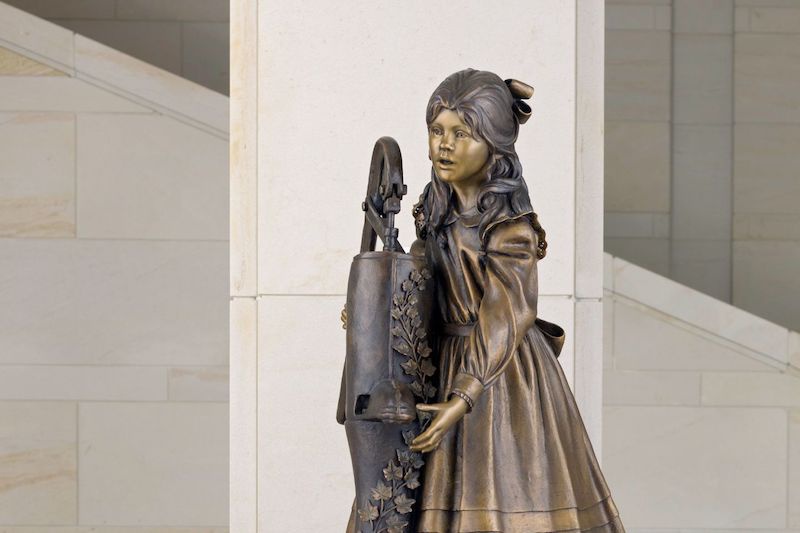 海伦·凯勒,阿拉巴马州捐赠美国众议院第一位女议员珍妮特·兰金,由