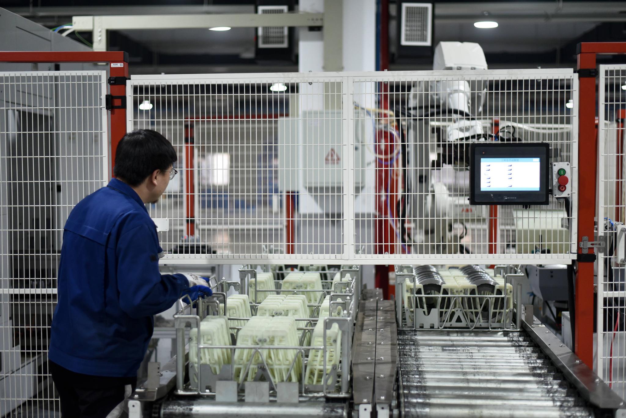 "夏厦精密制造"生产忙