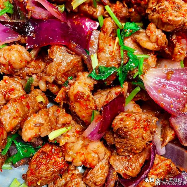 黄磊晒给孙莉做面,孙莉转发:一碗胶原蛋白,网友:嫁对人真幸福|炒烤肉