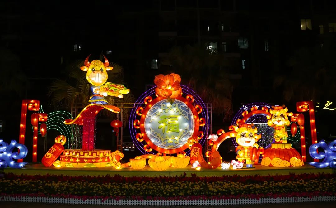 新春灯饰流光溢彩,大朗"亮"了,"靓" 了!