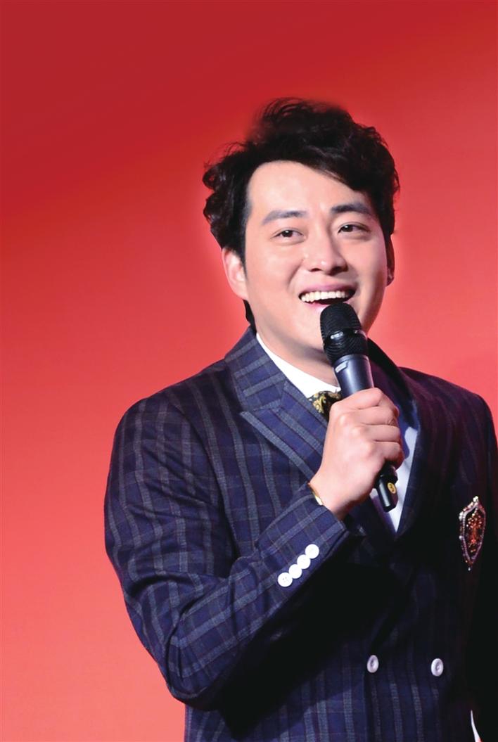 尉迟琳嘉对晶报读者说