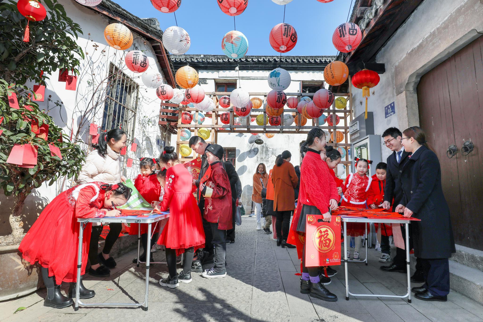 湖州红红火火迎新年