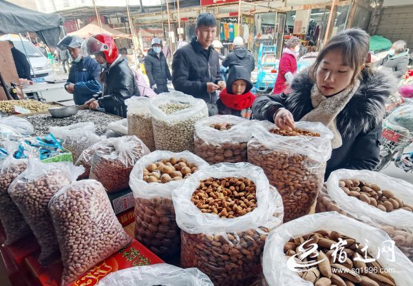 宿迁经开区:热热闹闹赶大集 置办年货迎新春