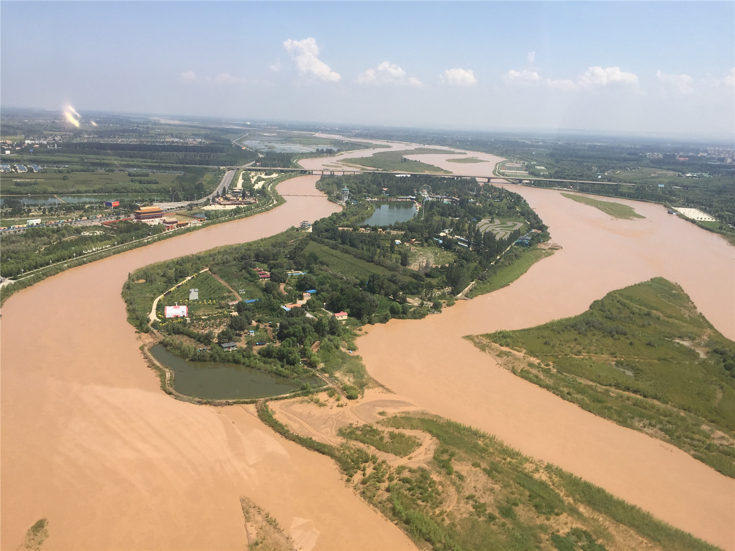 宁夏村级"河长"的黄河"保卫战"