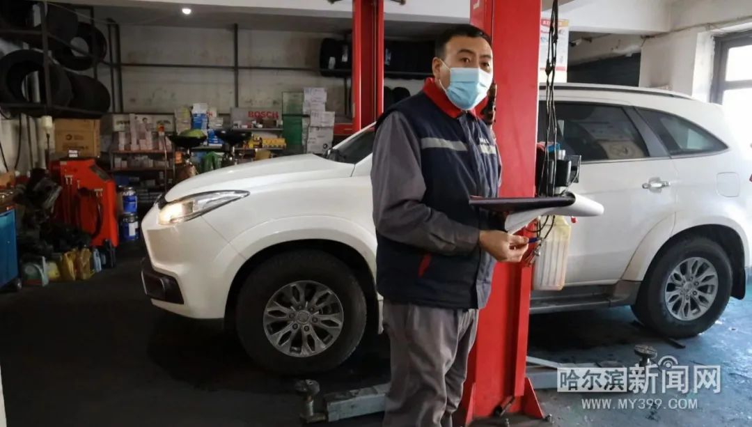 网络中国节春节除夕忙年的人丨汽修店老板吴宏松24小时开机铃声调最大