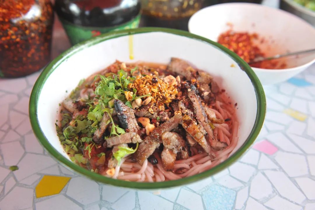 顺江火烧肉米线 保山市委宣传部供图
