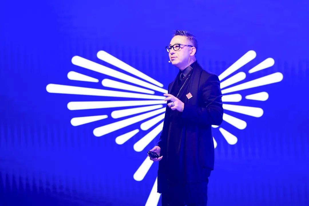 太平鸟创始人张江平 ◎上下滑动查看12位品牌大佬