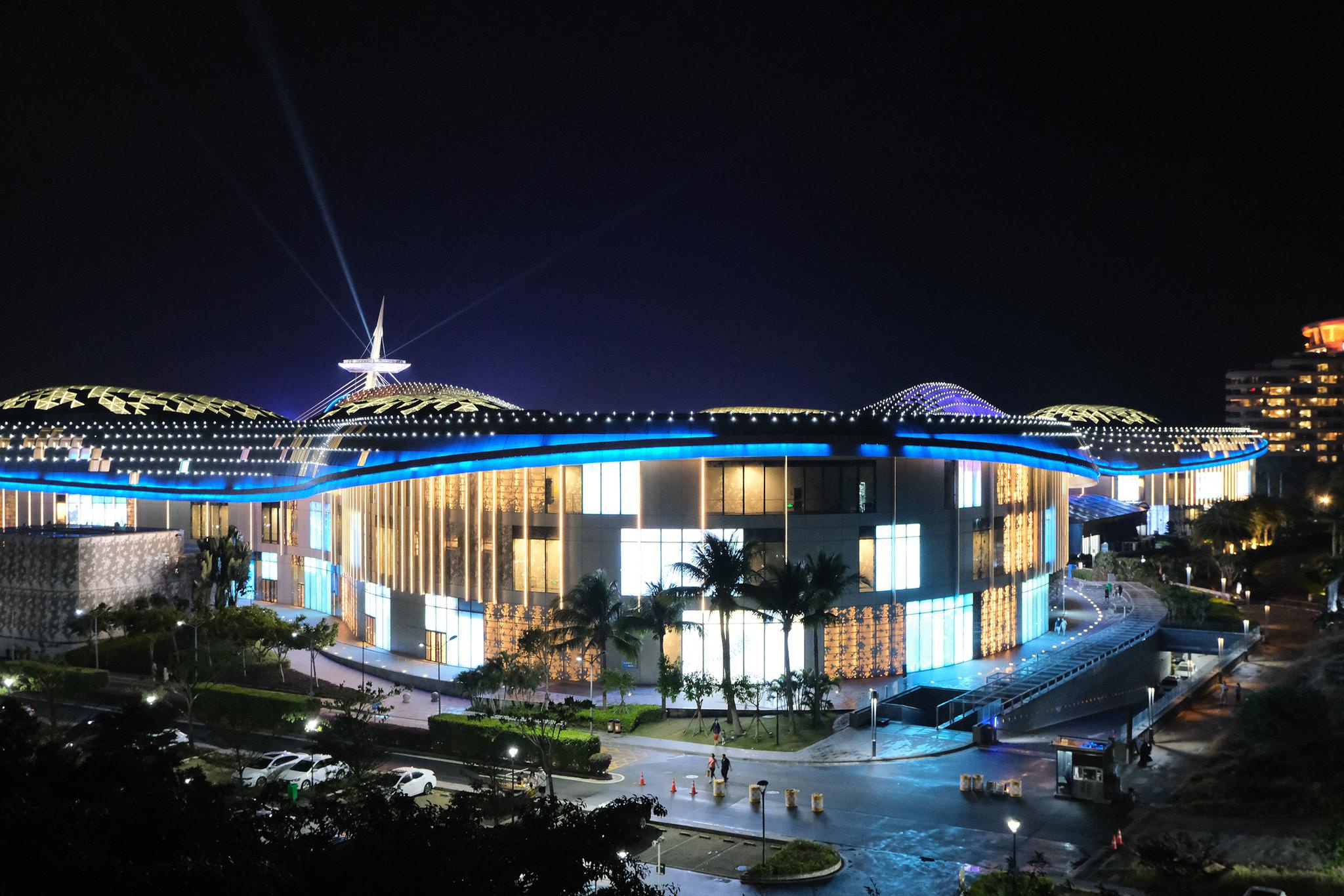 美妆7折首饰75折：海南离岛免税店春节7天销售额超15亿