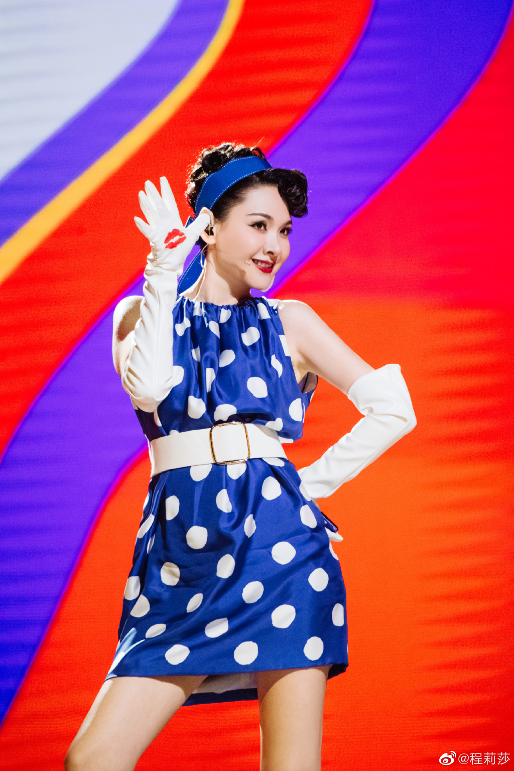 程莉莎发文告别《姐姐2》:希望重回舞台,自信不盲目