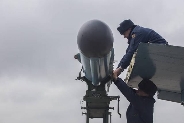 超级大黄蜂遭苏-35围观火控失灵,俄电子战系统越来越令美抓狂|飞行员