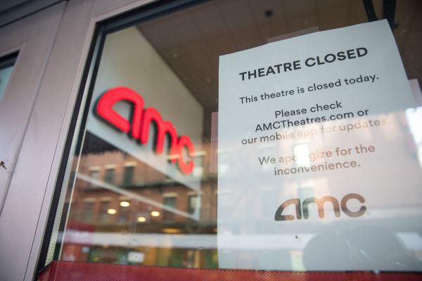 股民死磕精英 英媒称“占领华尔街”精神回归手段升级