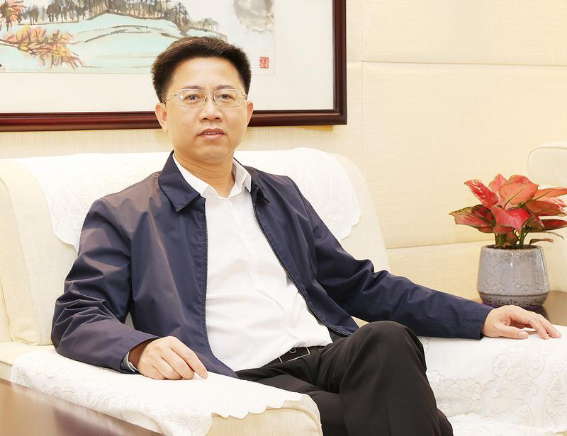 东莞市政府副秘书长陈志军就此接受了羊城晚报全媒体记者专访,面对