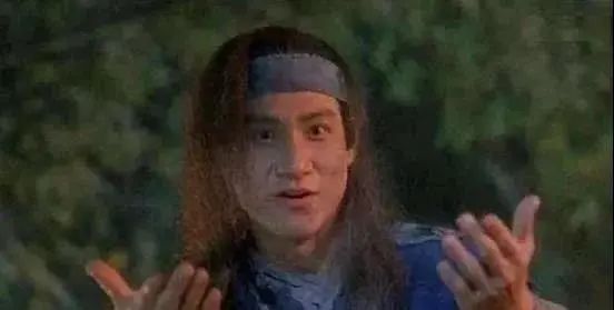 像不像表情包里的张学友?电影《东成西就》截图