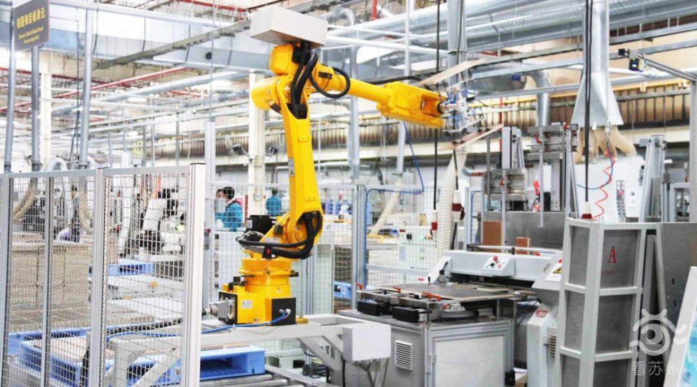 机器人"员工"提高产能近5倍 "数字苏州"真牛!
