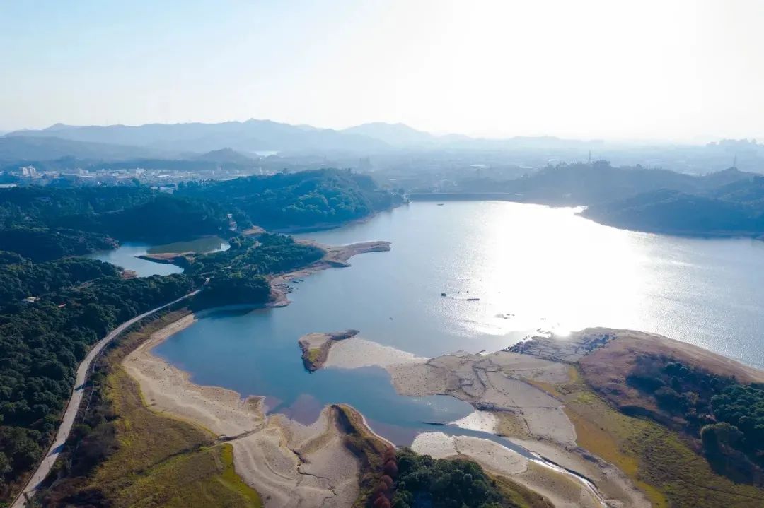 东莞水底村庄重见天日沉入水底半个世纪曾经是块风水宝地