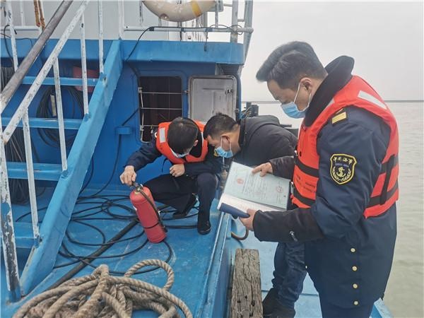 市港口航运管理局:坚守岗位 服务春运