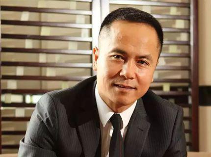 app专享 力帆"权利交棒"会议现场:董事长牟刚仅说了14个字就匆匆离席