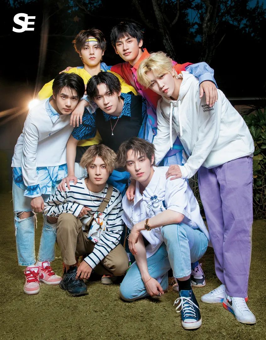 s.k.y天空少年,闪闪发光|少年们_新浪新闻