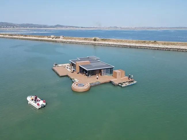 "网红"海上酒店被查!非法占用海域,一晚房价高达9800元|漳州_新浪新闻