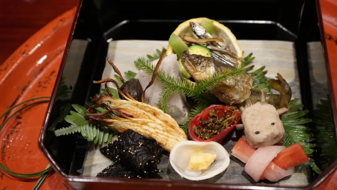 人均3000元起的高端日料,到底贵在哪?