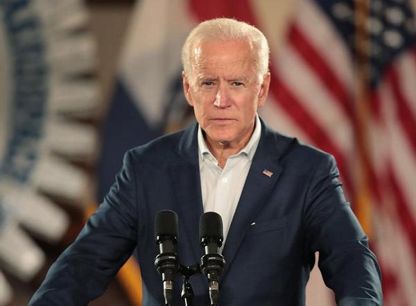 拜登和特鲁多会面又“嘴瓢”，把“美加关系”说成“中美关系”休闲区蓝鸢梦想 - Www.slyday.coM