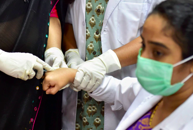 印度出现7684种新冠变异毒株，传染性超强、打了疫苗也可能反复感染！休闲区蓝鸢梦想 - Www.slyday.coM