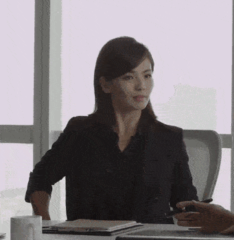 讲真,这事不用专家研究,类似的潜规则每一个职场中人都深有体会:身材