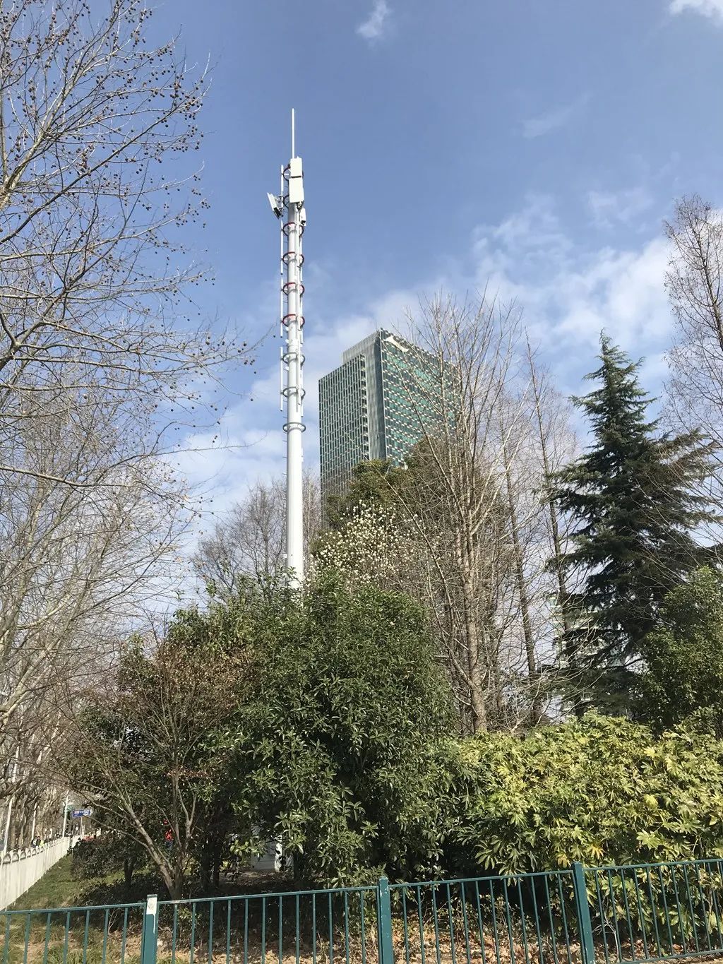 上海铁塔全力做好2021 世界移动通信大会信号保障