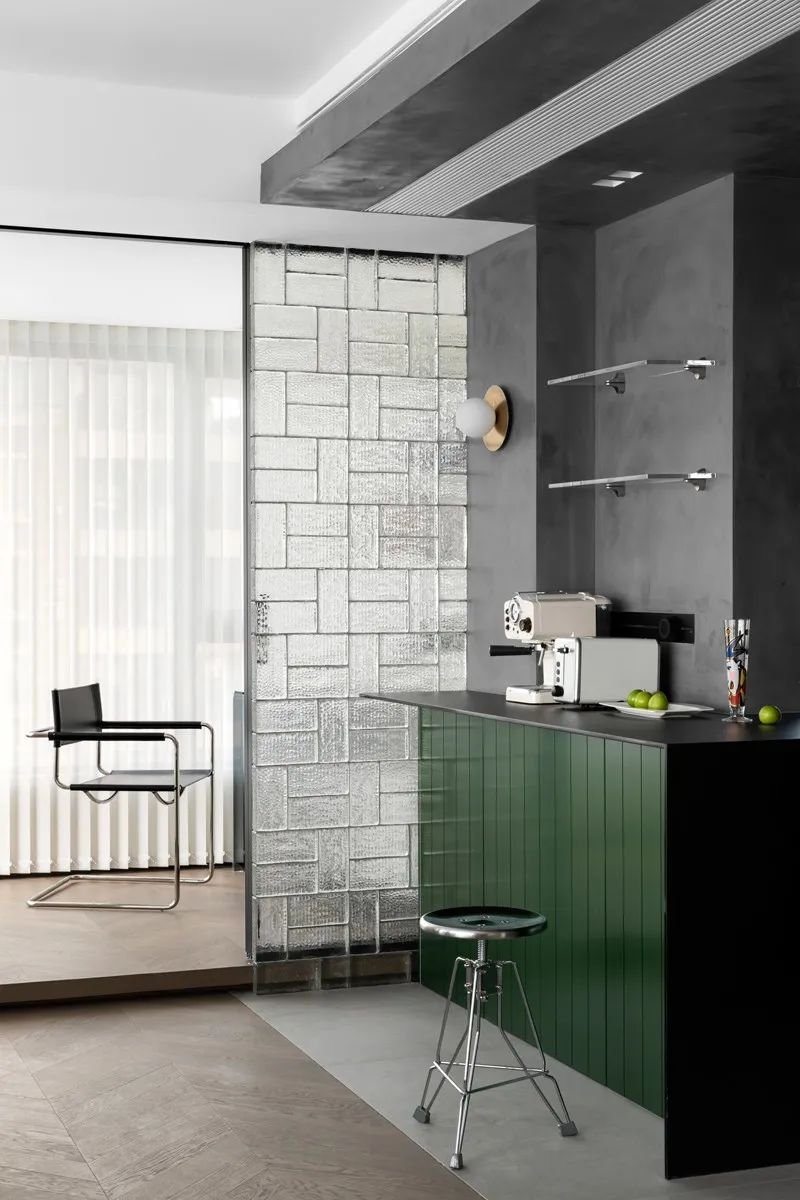 89㎡舒适小两居,百叶窗 玻璃砖,比120㎡还通透