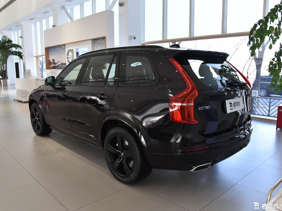 从里到外的"黑马" 小哥带你一起看沃尔沃xc90-新浪汽车
