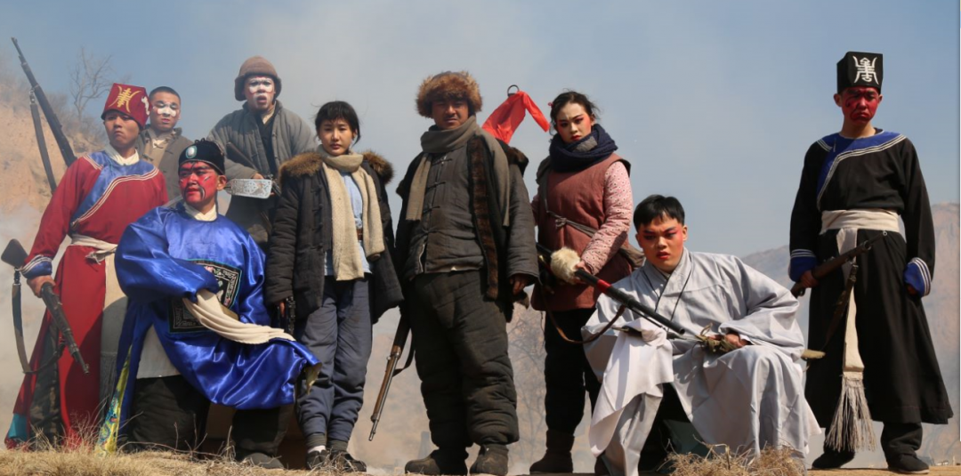 02原型故事改编《区小队》作为一部剧情戏,英雄主义情结是最为打动人