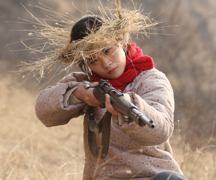 02原型故事改编《区小队》作为一部剧情戏,英雄主义情结是最为打动人