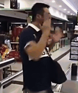 爱扇自己耳光的直男才不会家暴