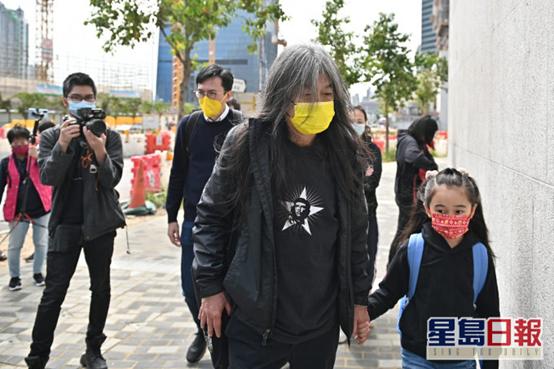 香港47人被控“串谋颠覆国家政权罪”，明早提审