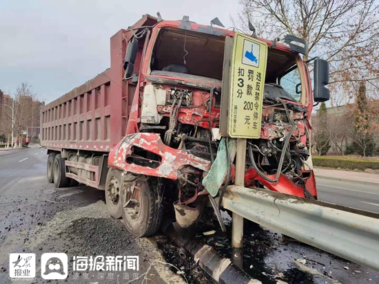 正文    据了解,事故地点位于淄川区庆淄路与胶王路交叉路口,事发时2