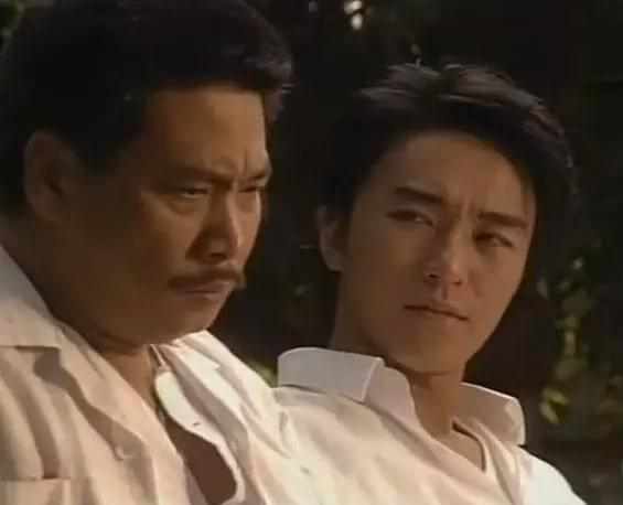 吴孟达46年演艺生涯回顾:做绿叶也能发光|梁朝伟|周星驰|赌圣_新浪