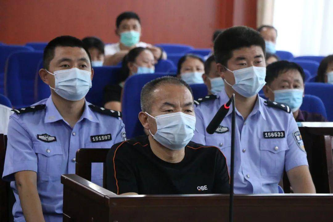 内蒙古敖汉旗原政法委副书记酒驾致4人死亡被判有期徒刑7年