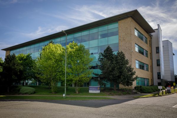 欧盟：英国公司阿斯利康同意再供应900万剂新冠疫苗