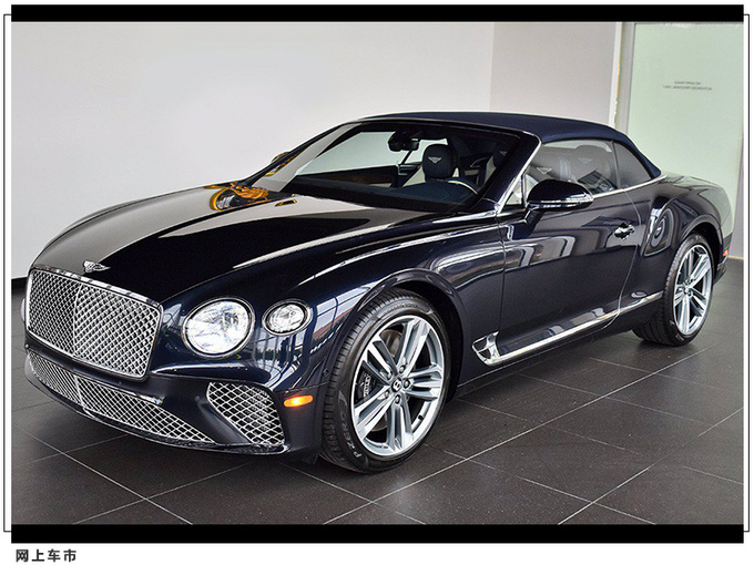 宾利欧陆gt敞篷版到店实拍搭40t双色内饰配软顶布蓬